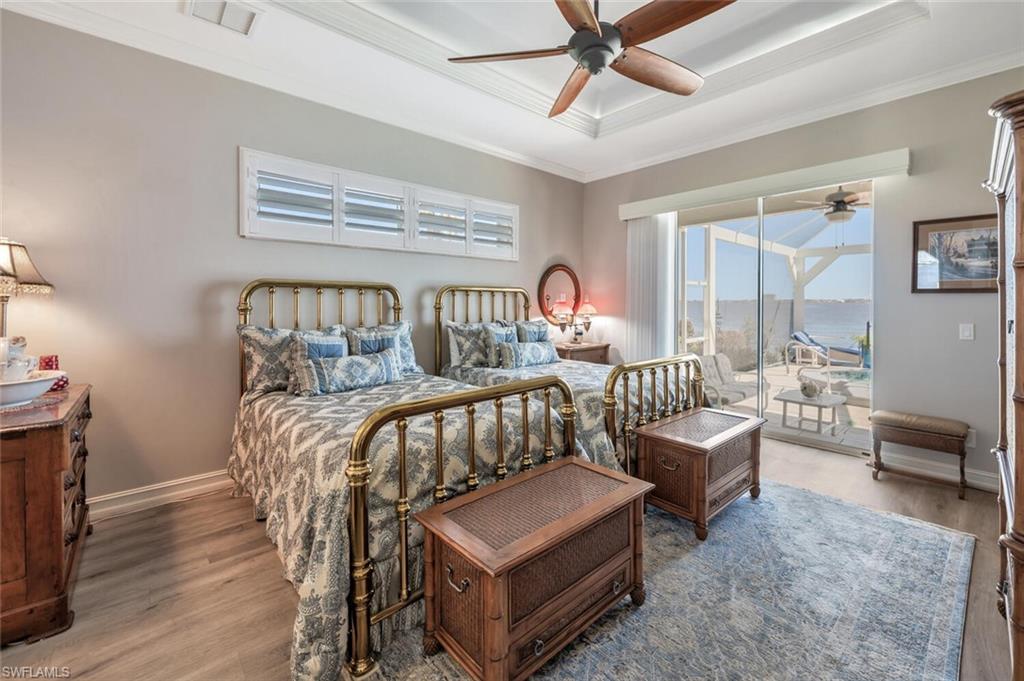 YACHT CLUB - Residential