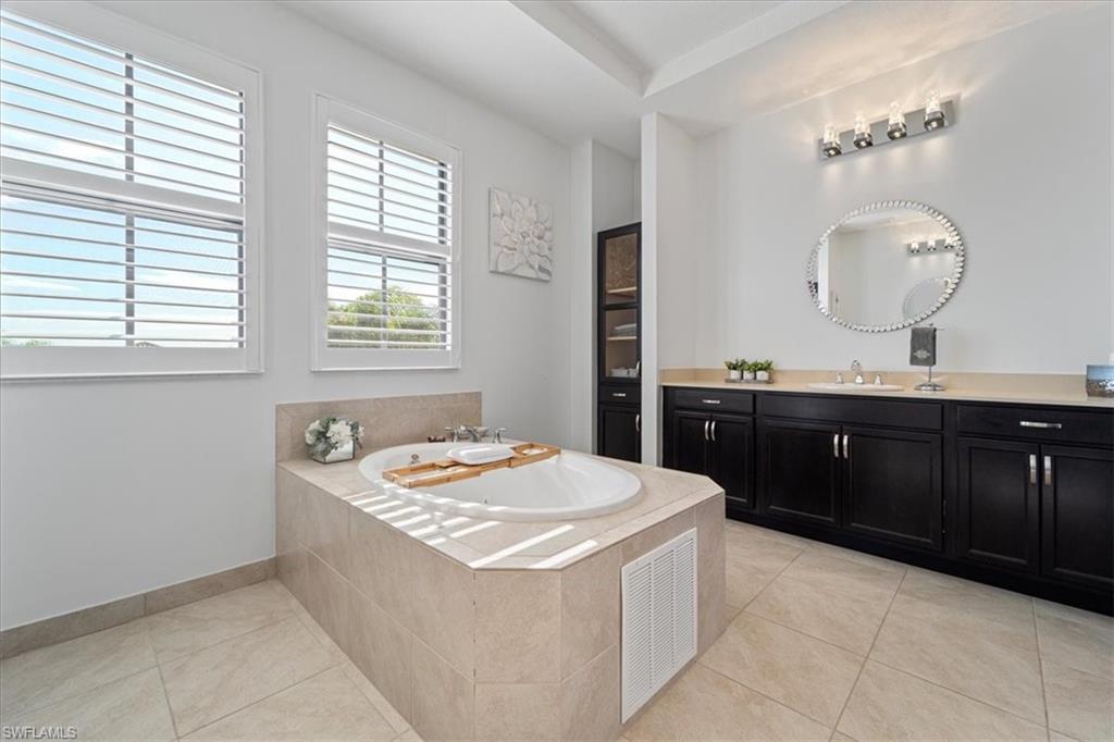 MAPLE RIDGE - Residential