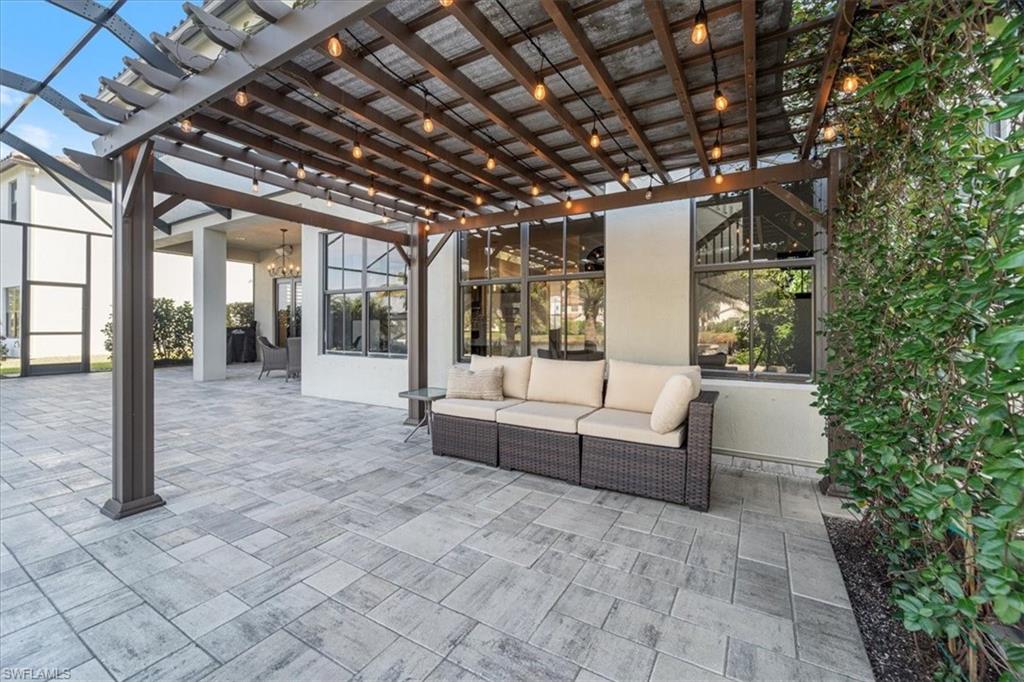 MAPLE RIDGE - Residential