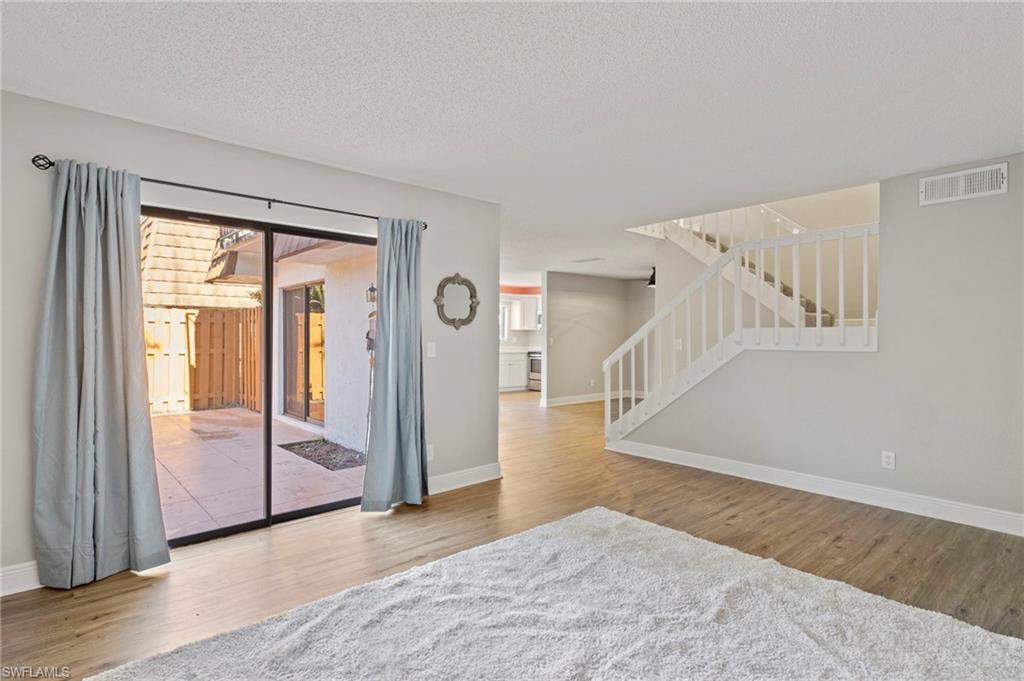 HAMLET - Residential