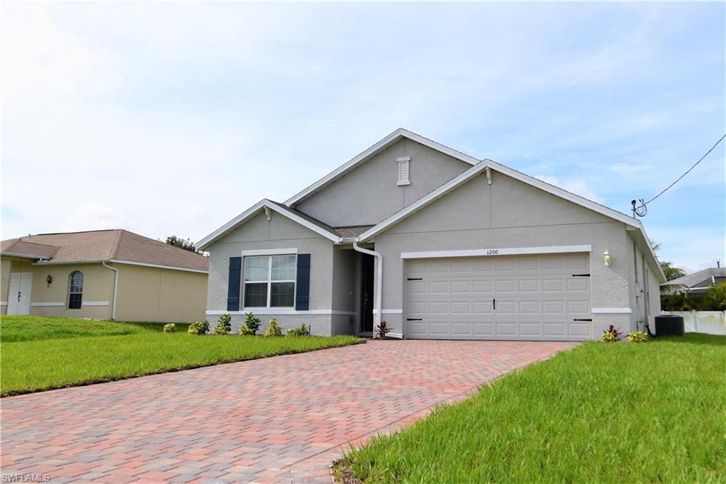 CAPE CORAL - Residential