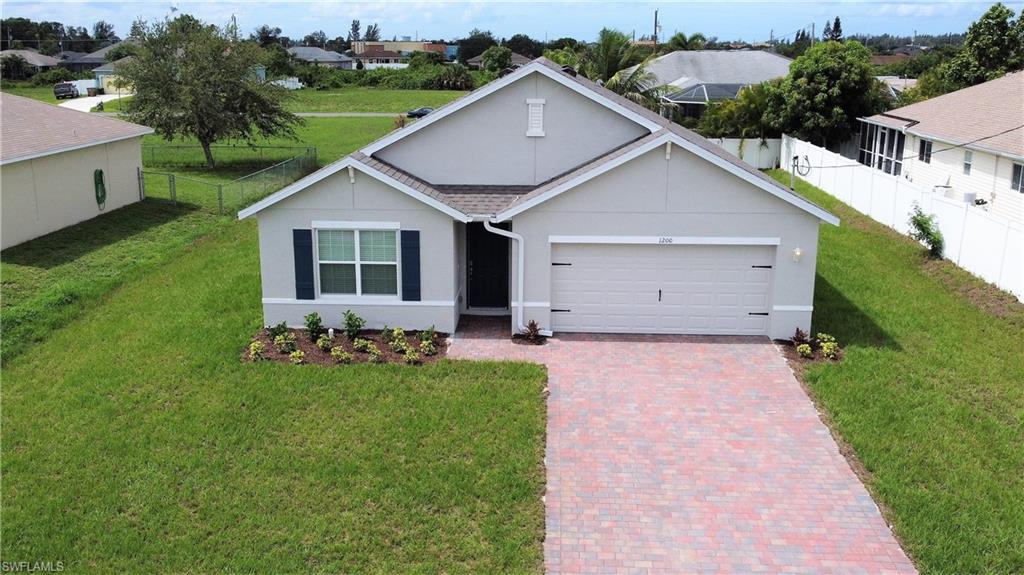 CAPE CORAL - Residential