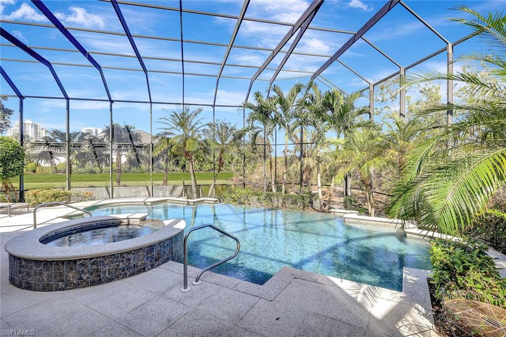 BAY WOODS - Residential