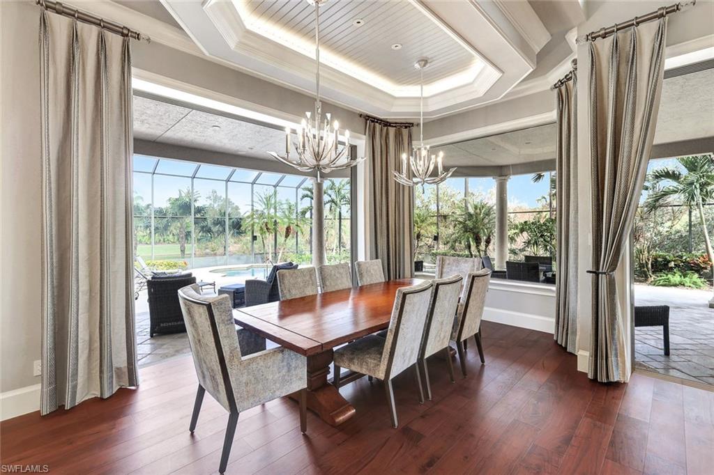 BAY WOODS - Residential