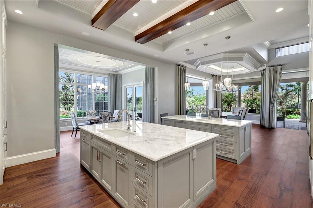 BAY WOODS - Residential