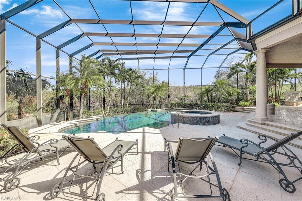 BAY WOODS - Residential