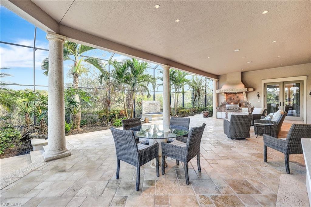 BAY WOODS - Residential