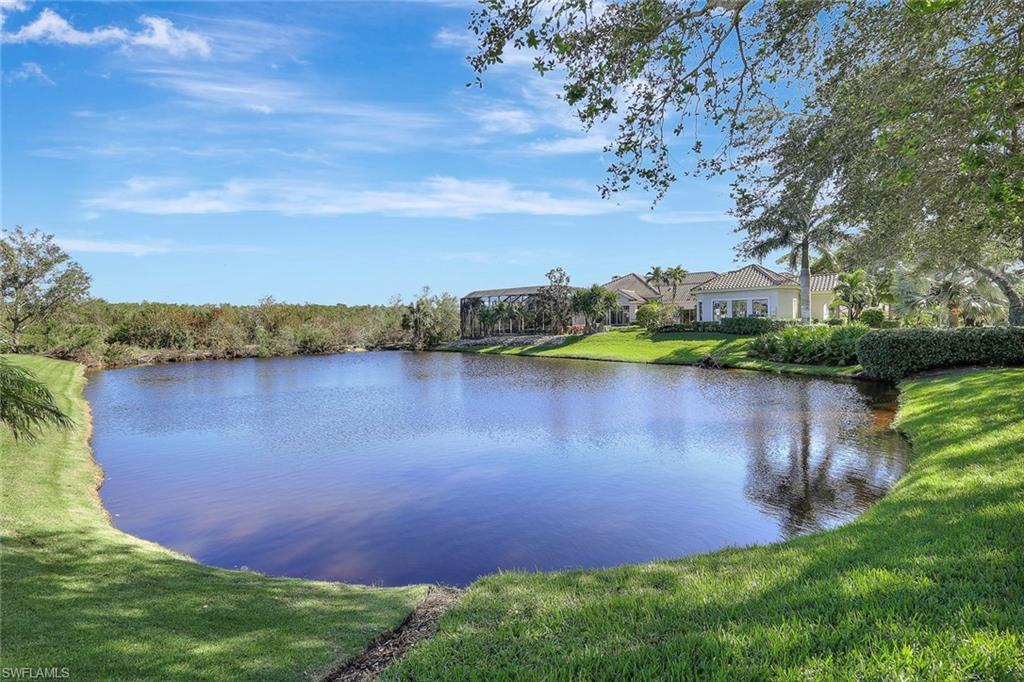 BAY WOODS - Residential