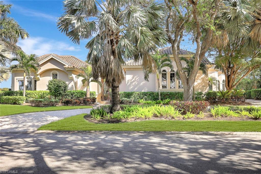 BAY WOODS - Residential