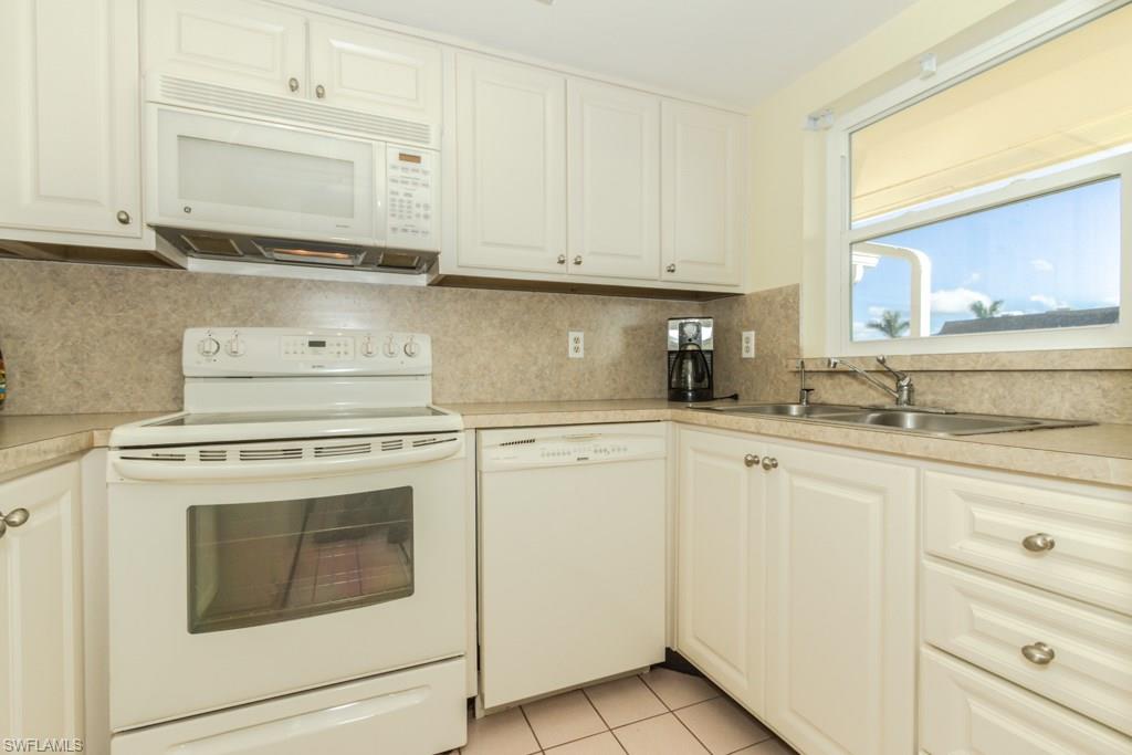 RIVIERA COLONY GOLF ESTATES - Residential