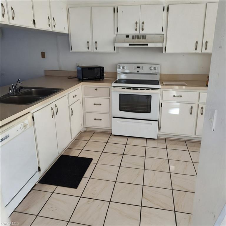 LAKE EDGE ESTATES CONDO - Residential