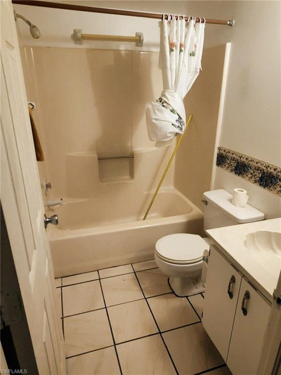 LAKE EDGE ESTATES CONDO - Residential