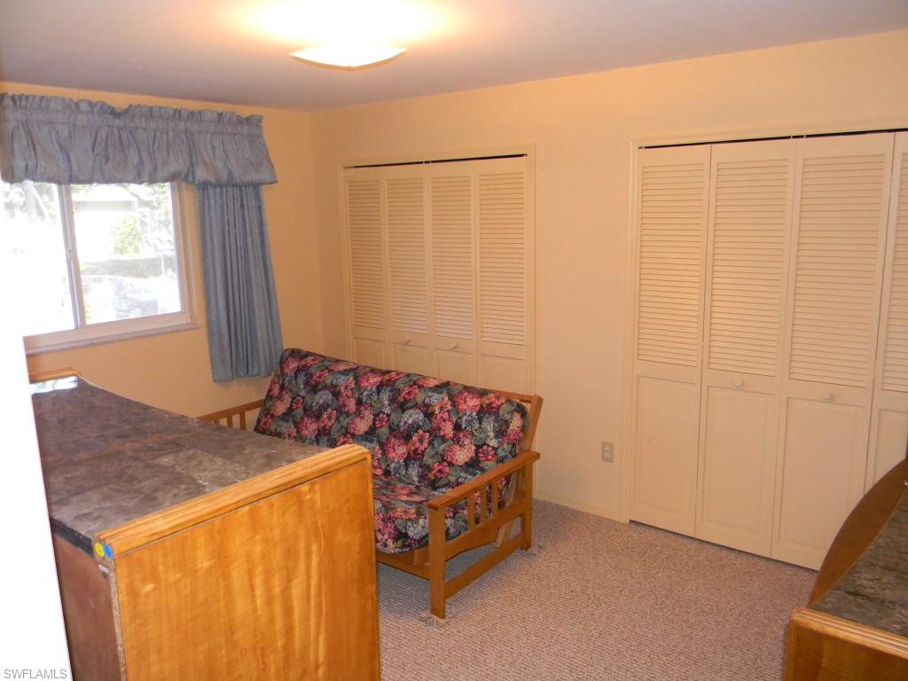 SAN CARLOS PARK - Residential