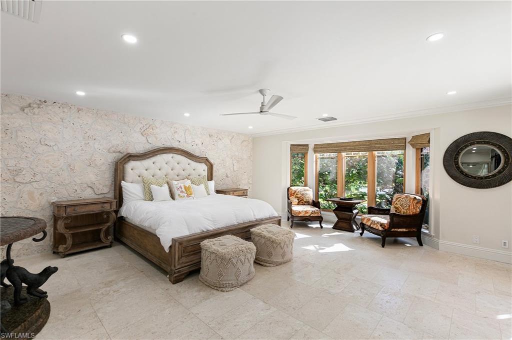 MARCO BEACH - Residential