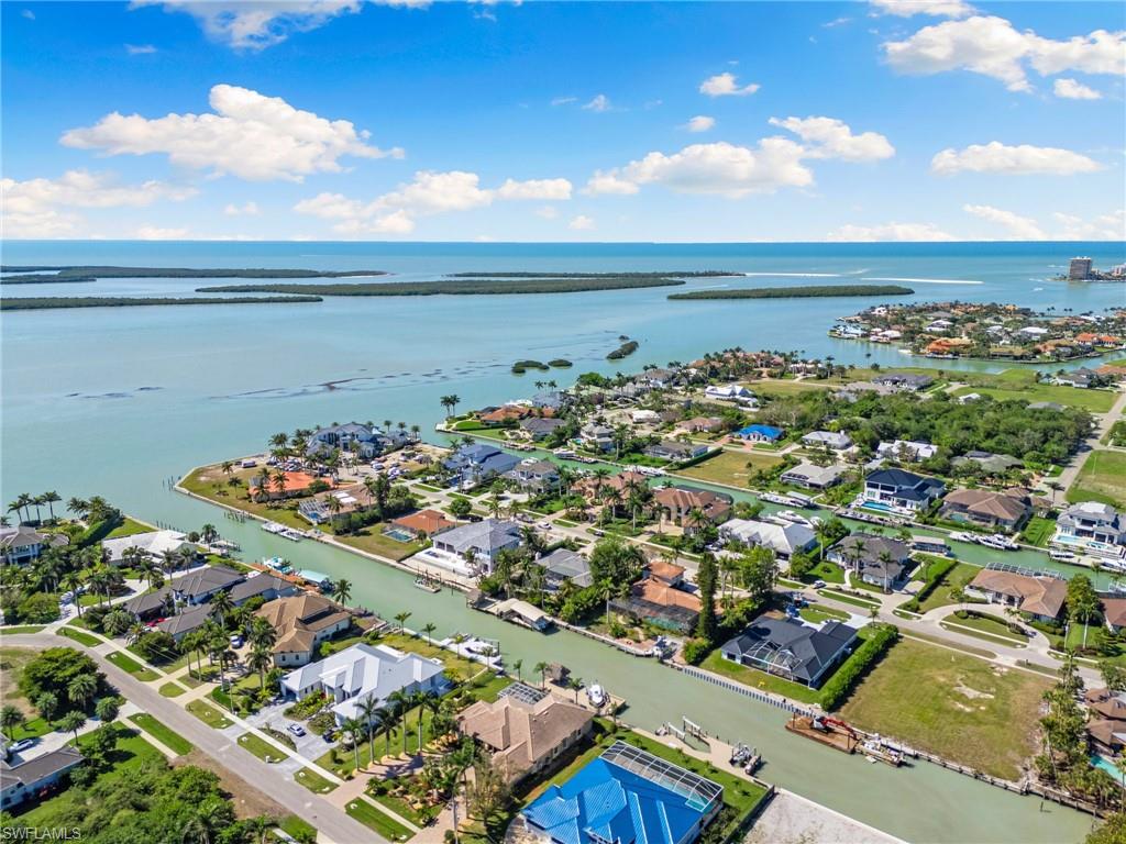 MARCO BEACH - Residential