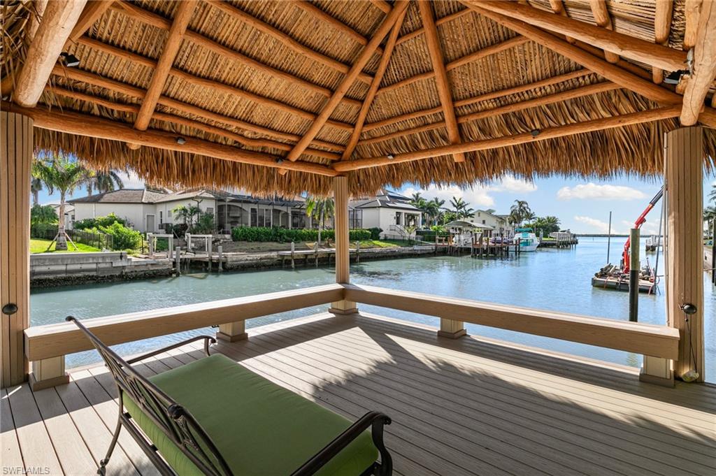 MARCO BEACH - Residential