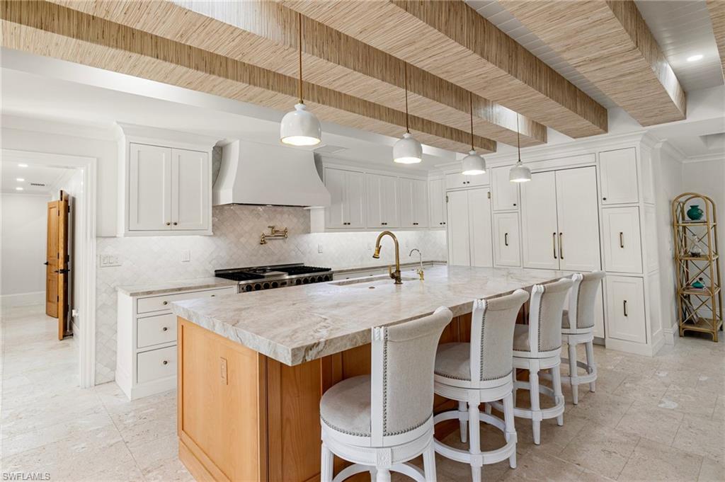 MARCO BEACH - Residential