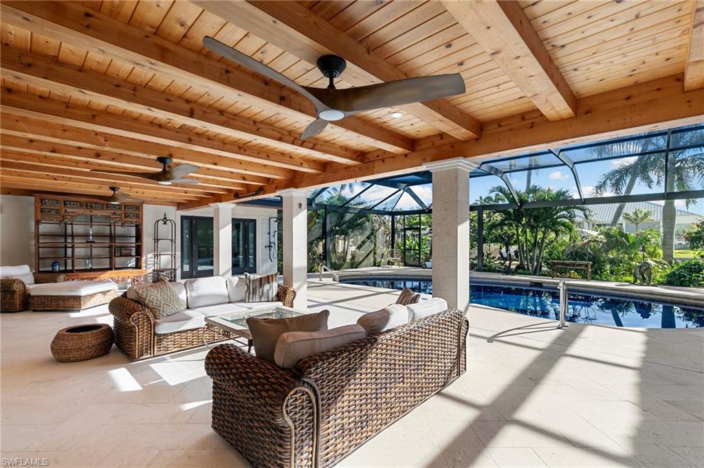 MARCO BEACH - Residential