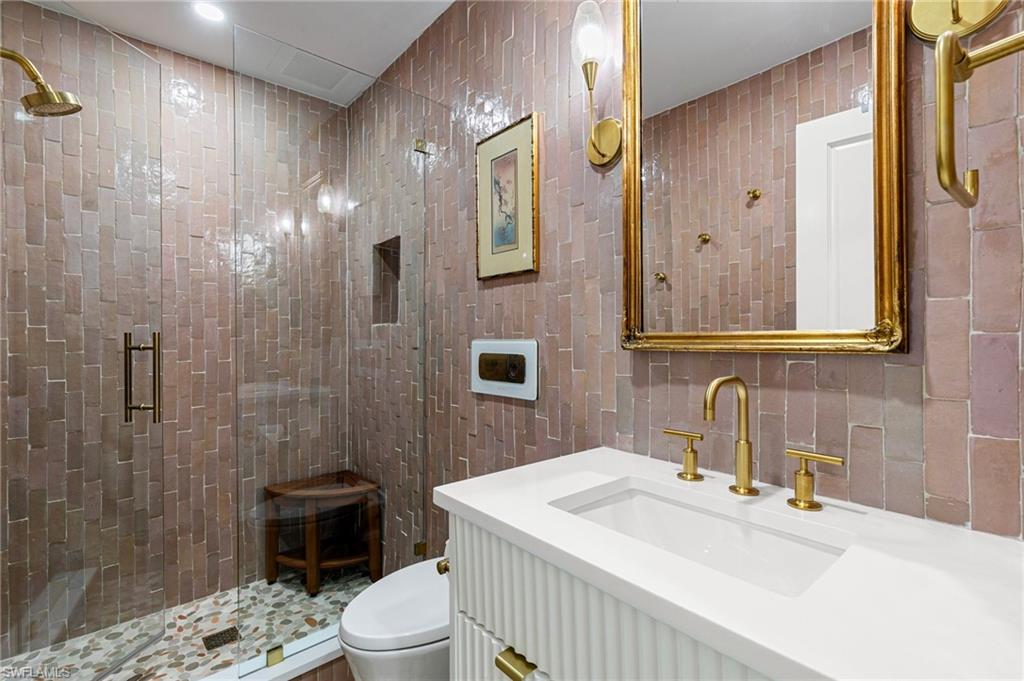 MARCO BEACH - Residential