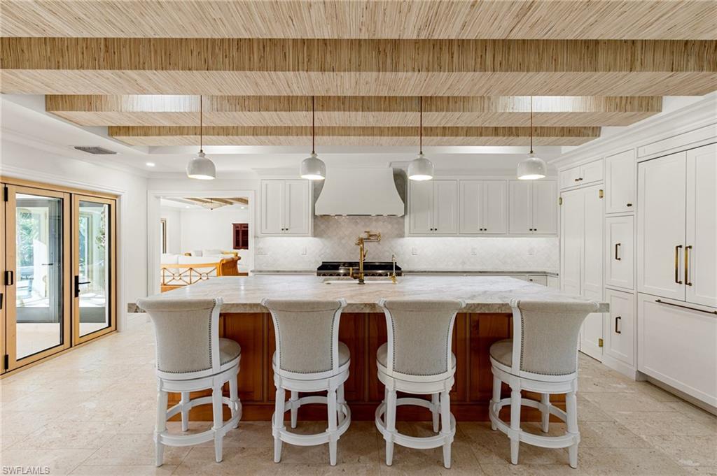 MARCO BEACH - Residential