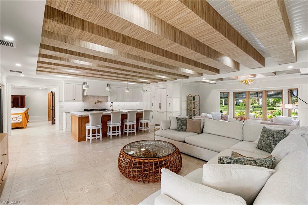 MARCO BEACH - Residential