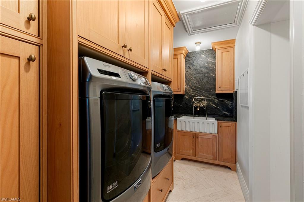 MARCO BEACH - Residential