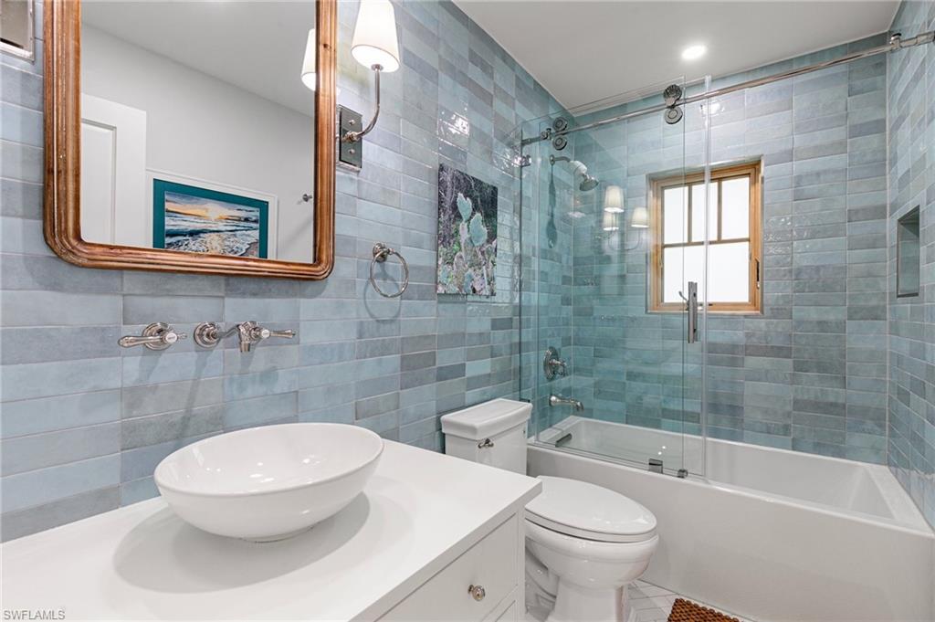 MARCO BEACH - Residential