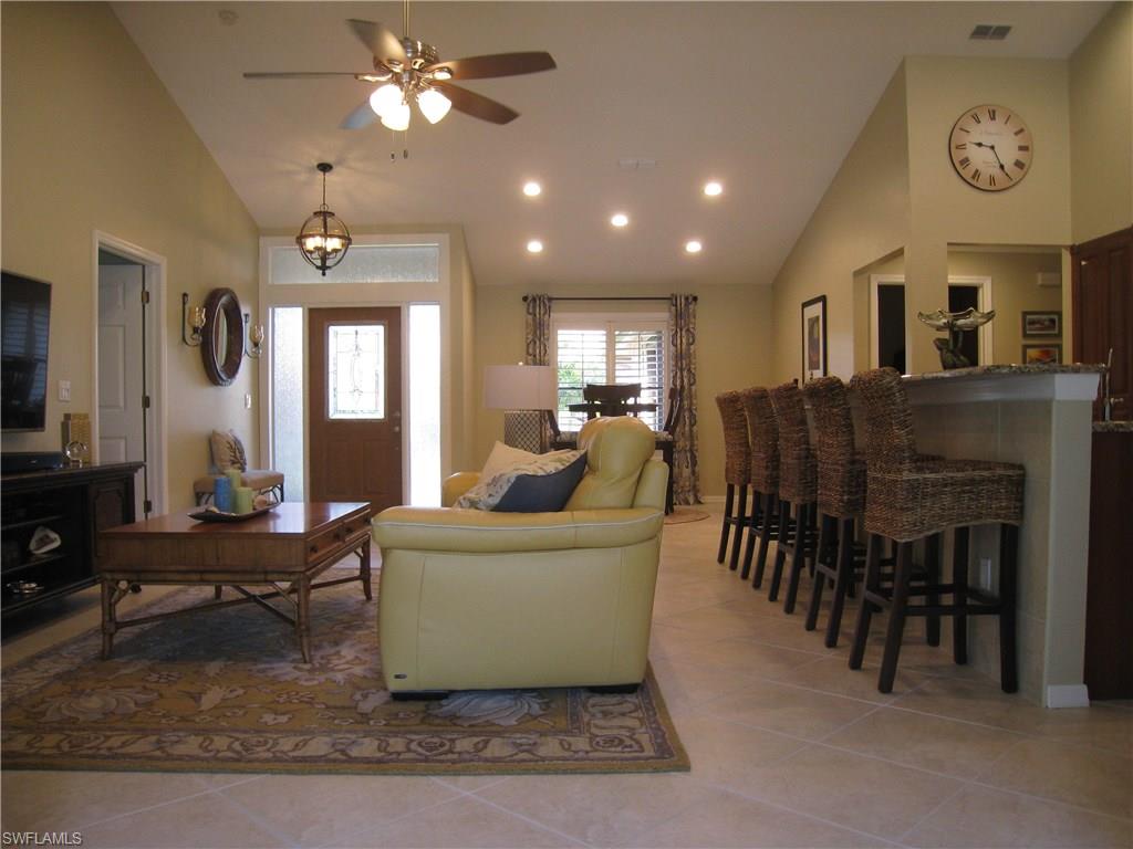 RIVERSIDE YACHT CLUB - Residential