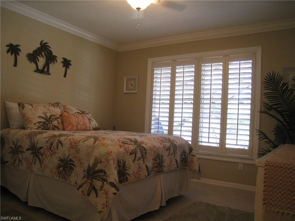 RIVERSIDE YACHT CLUB - Residential