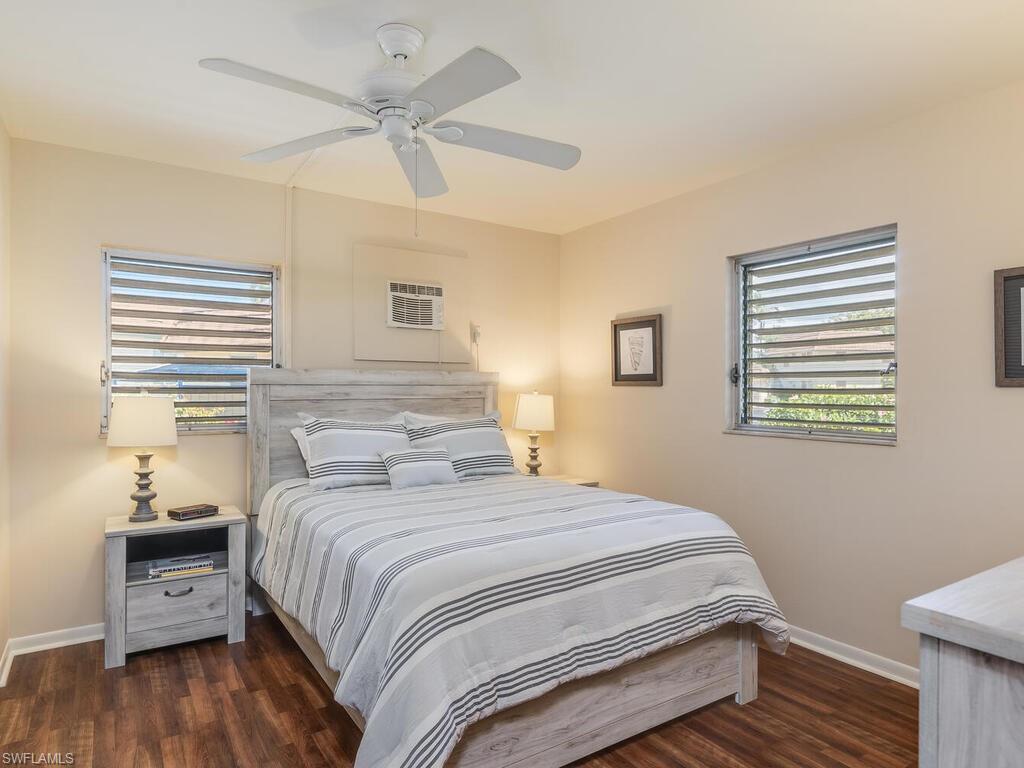 SEABREEZE APTS - Residential