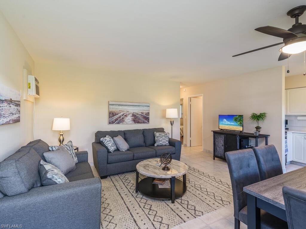 SEABREEZE APTS - Residential