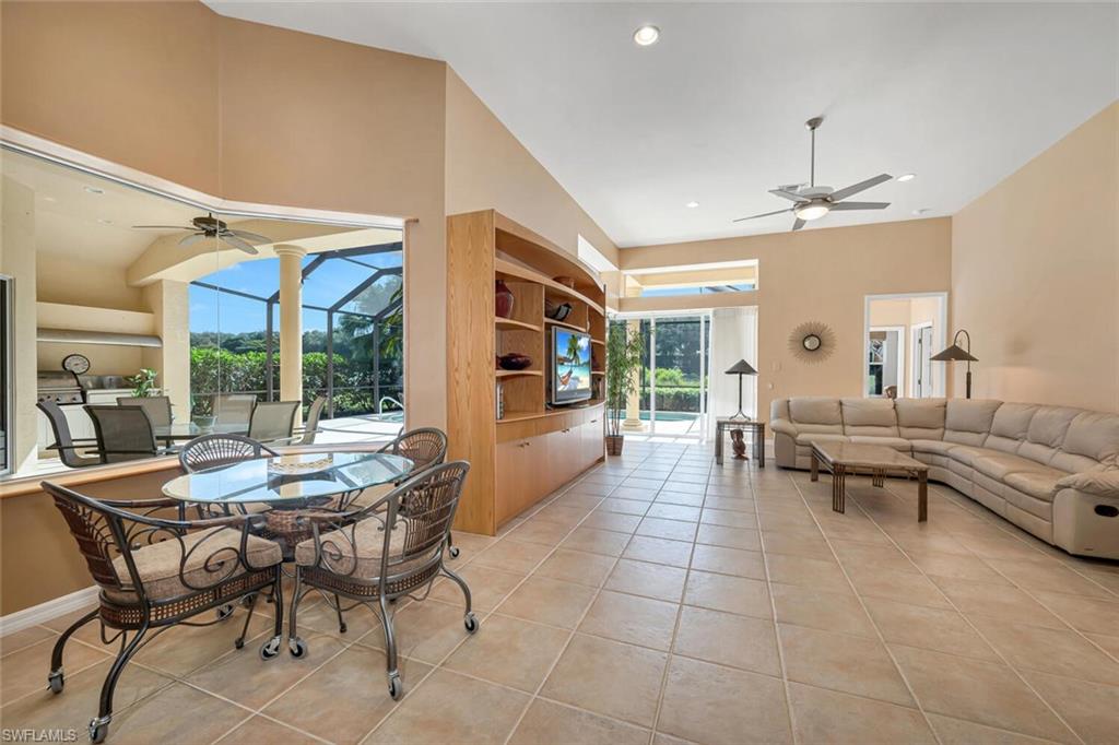 WHISPERING RIDGE - Residential