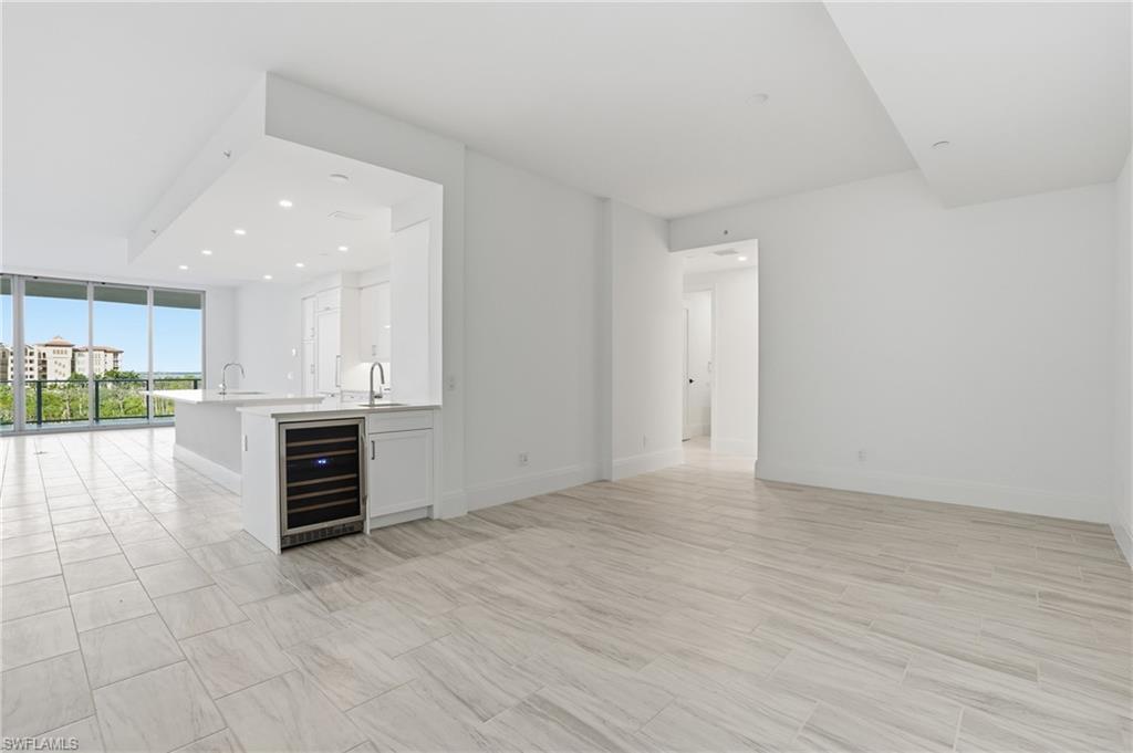 INFINITY AT THE COLONY - Residential