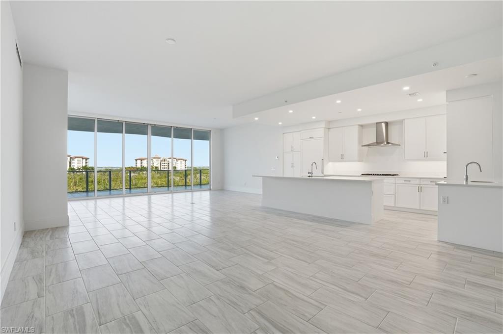 INFINITY AT THE COLONY - Residential