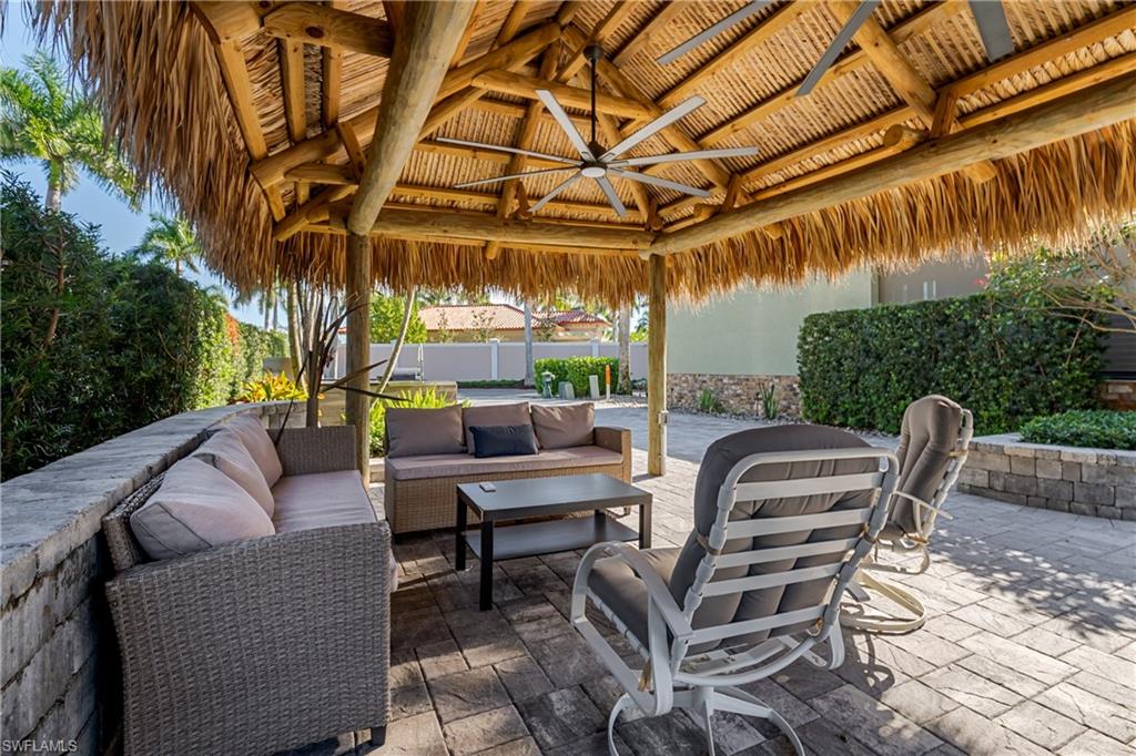 NAPLES MOTORCOACH RESORT - Land