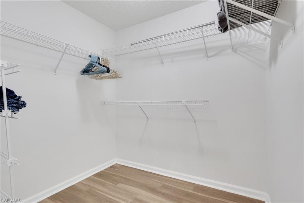 DEAUVILLE LAKE CLUB - Residential