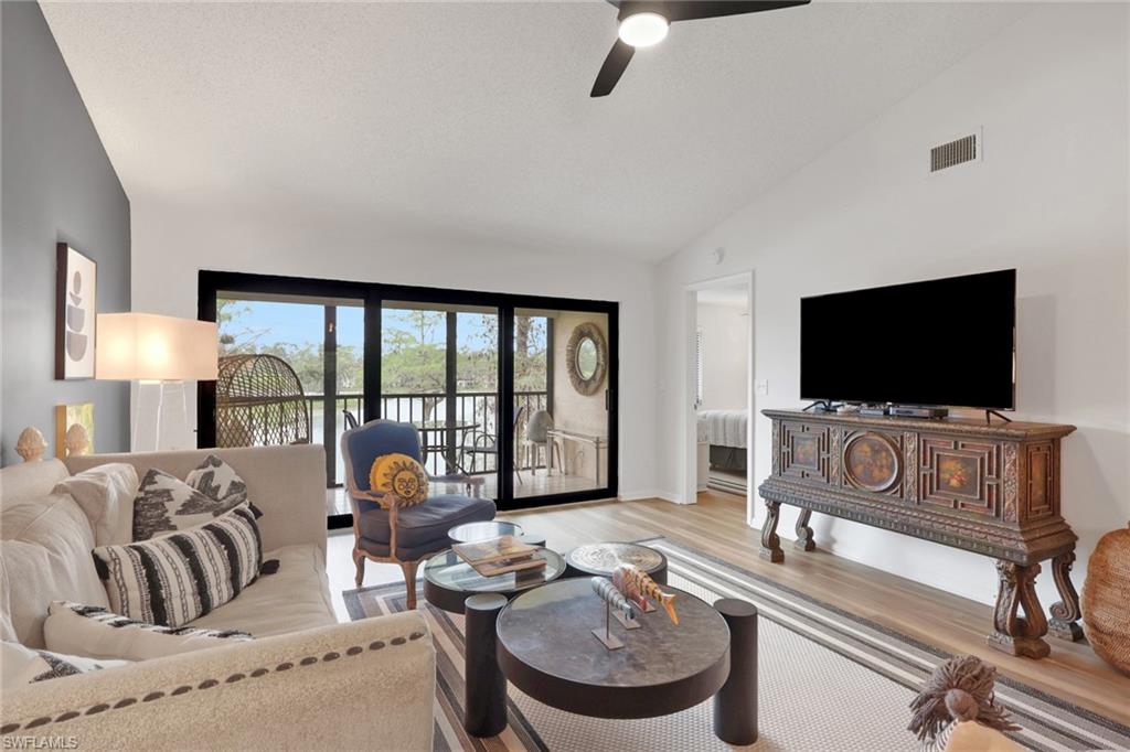 DEAUVILLE LAKE CLUB - Residential