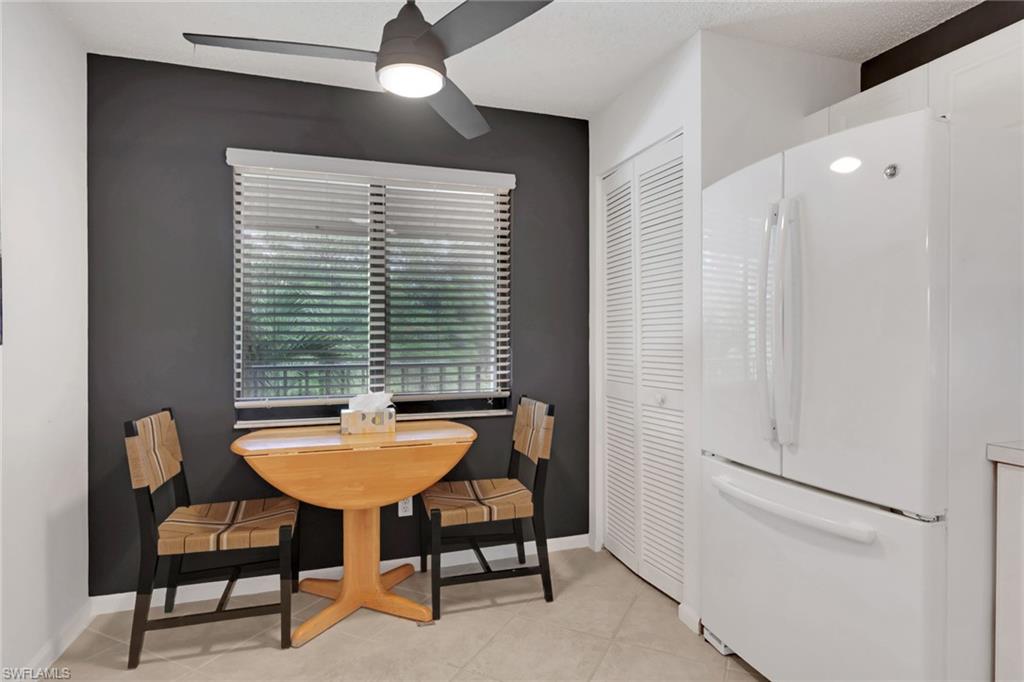 DEAUVILLE LAKE CLUB - Residential