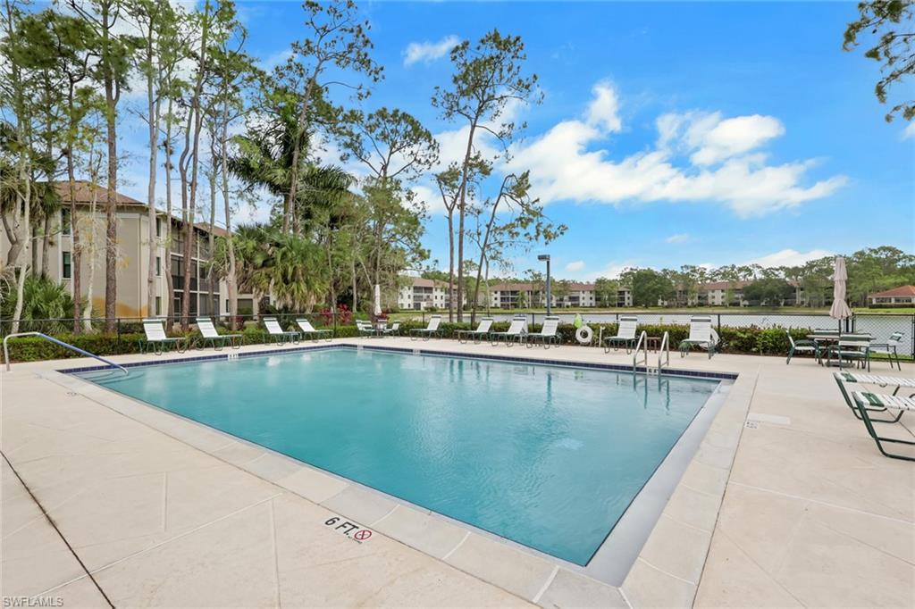 DEAUVILLE LAKE CLUB - Residential