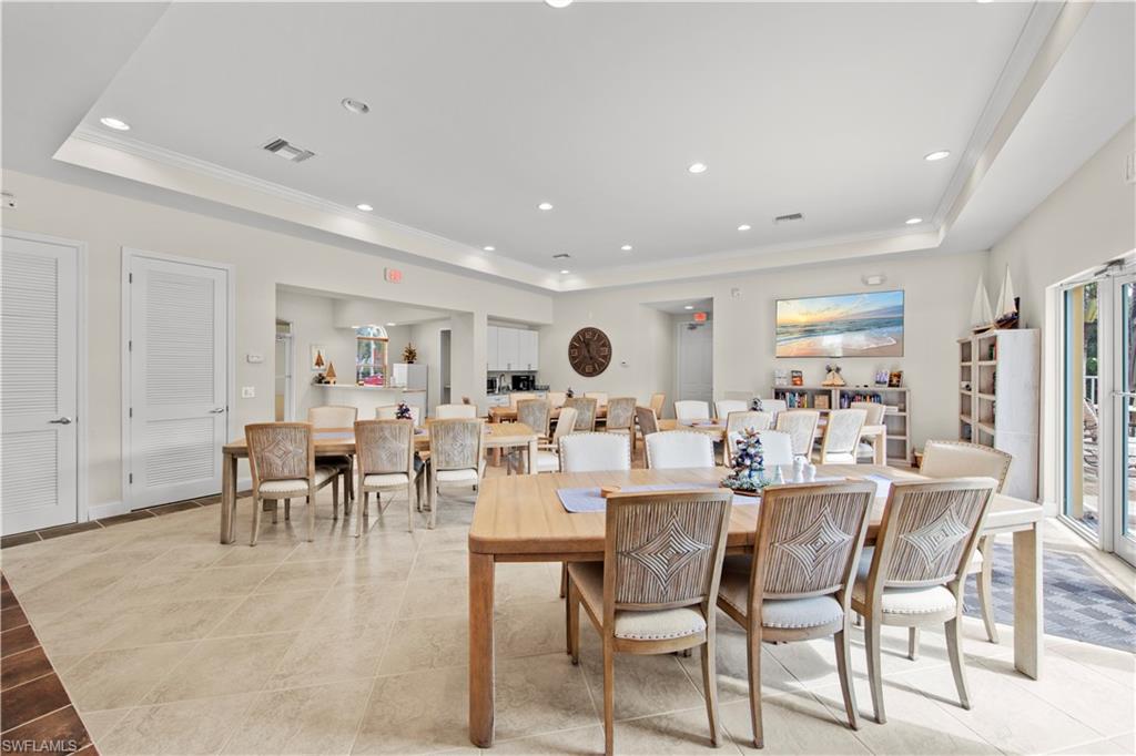 GULF REFLECTIONS - Residential