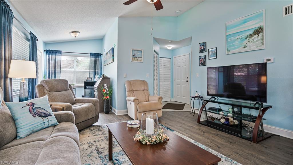 VENETIAN PALMS - Residential