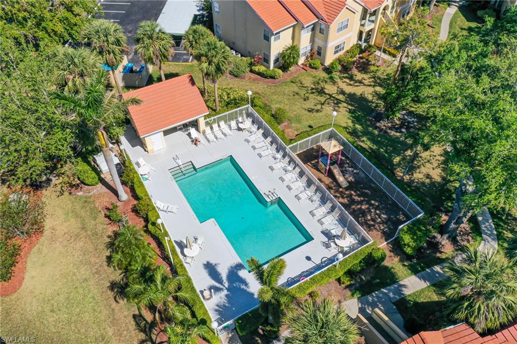 VENETIAN PALMS - Residential