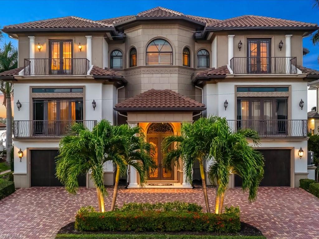 MARCO BEACH - Residential