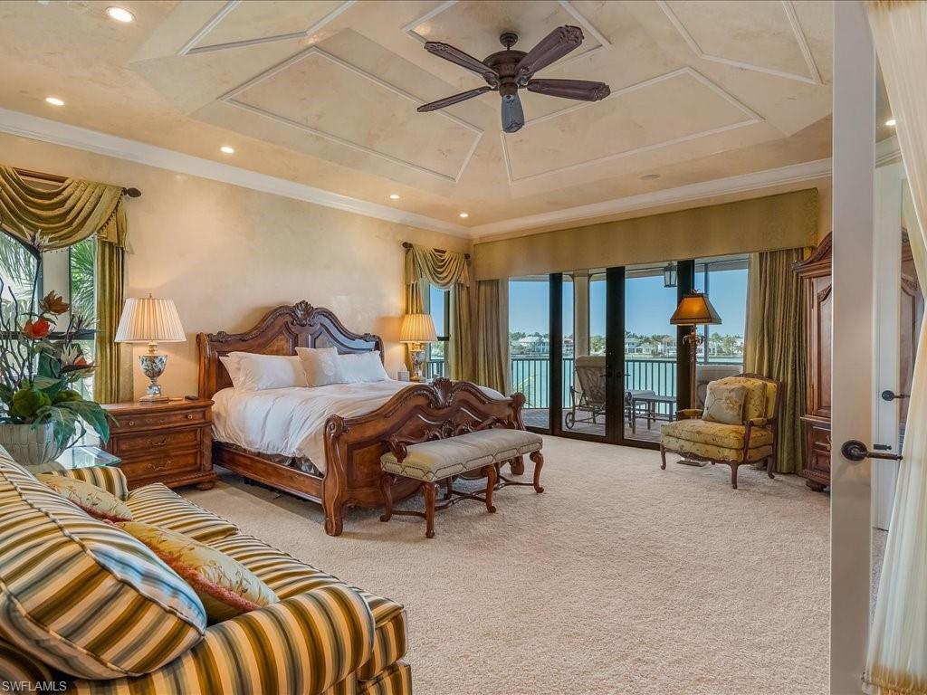 MARCO BEACH - Residential