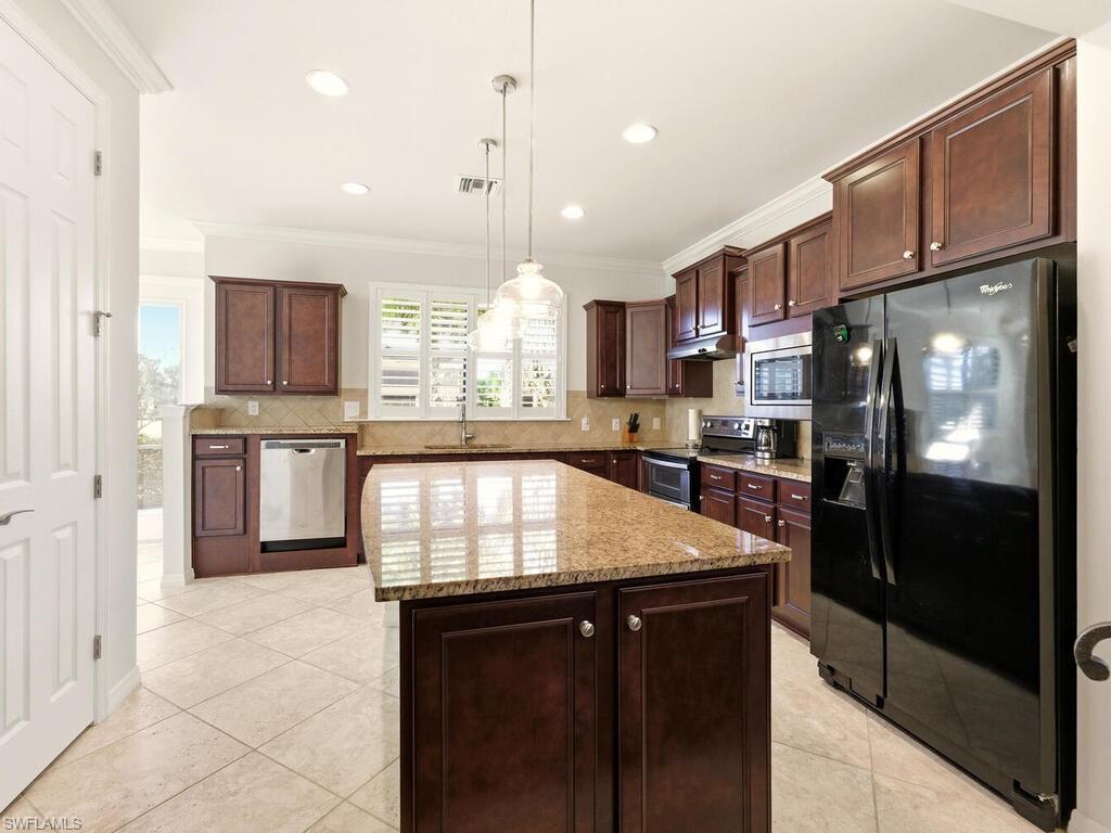 BRIDGETOWN - Residential