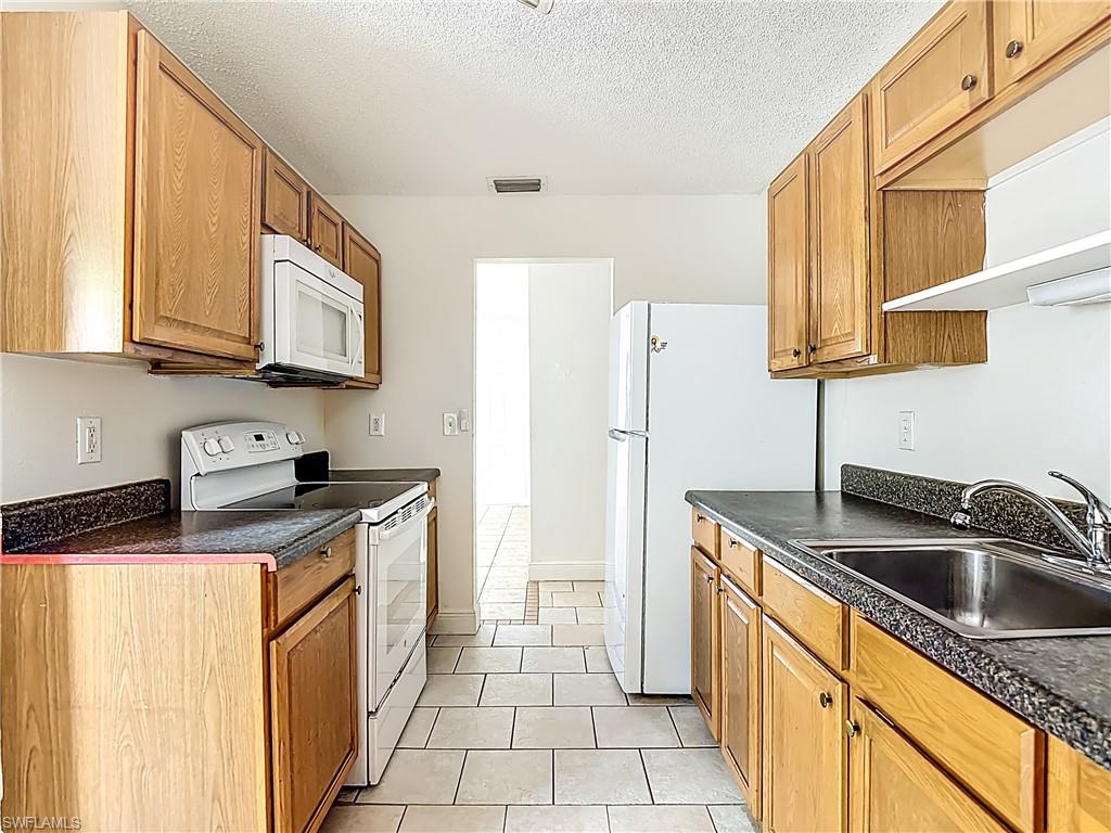 FORT MYERS - Residential