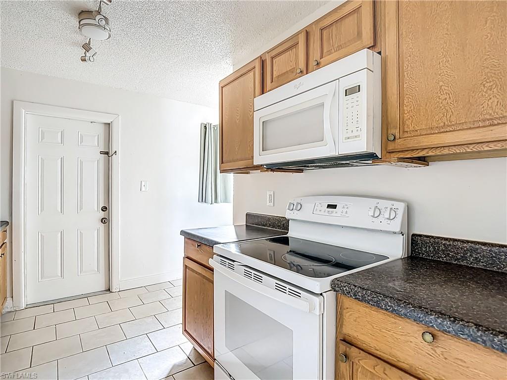 FORT MYERS - Residential