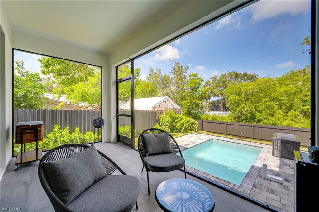 SABAL SANDS - Residential