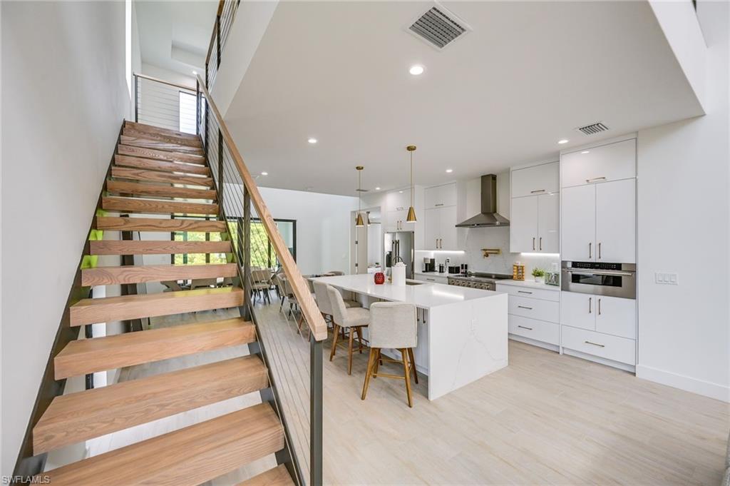 SABAL SANDS - Residential