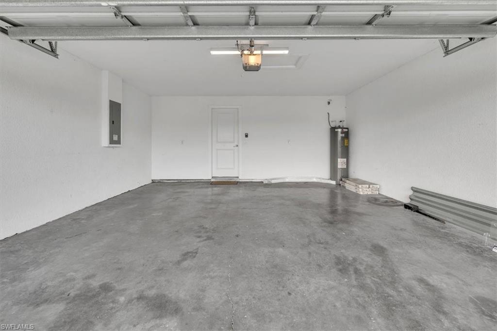 CAPE CORAL - Residential Lease